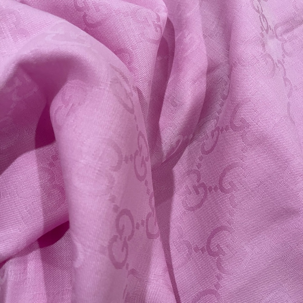 Gucci logo scarf satin wool